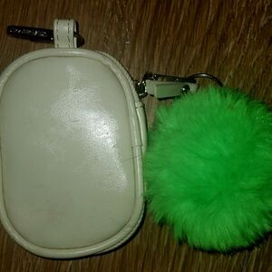 Steve Madden White Pouch with Green Accent